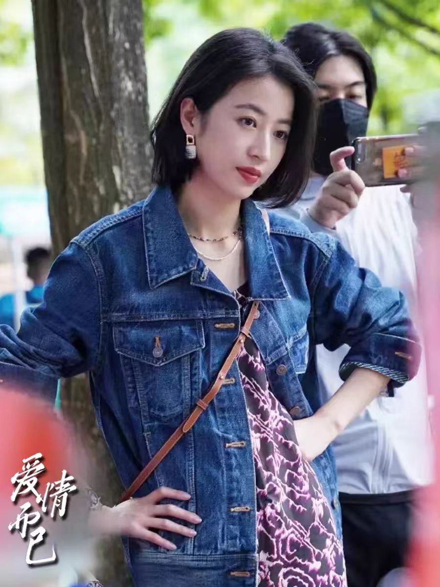Women's Loose BF Retro Denim Jacket - Image 2