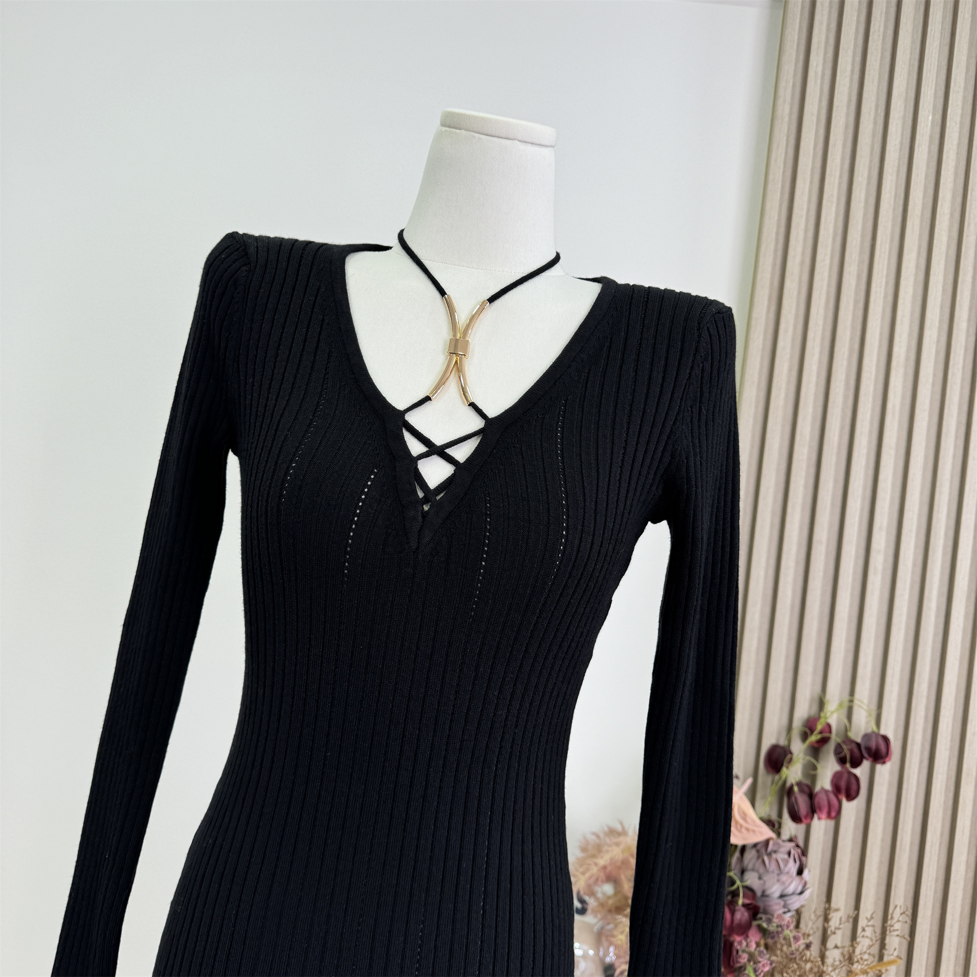 Cher Black V-Neck Halter Cutout Knit Dress with Gold Thread Detail for Women Autumn